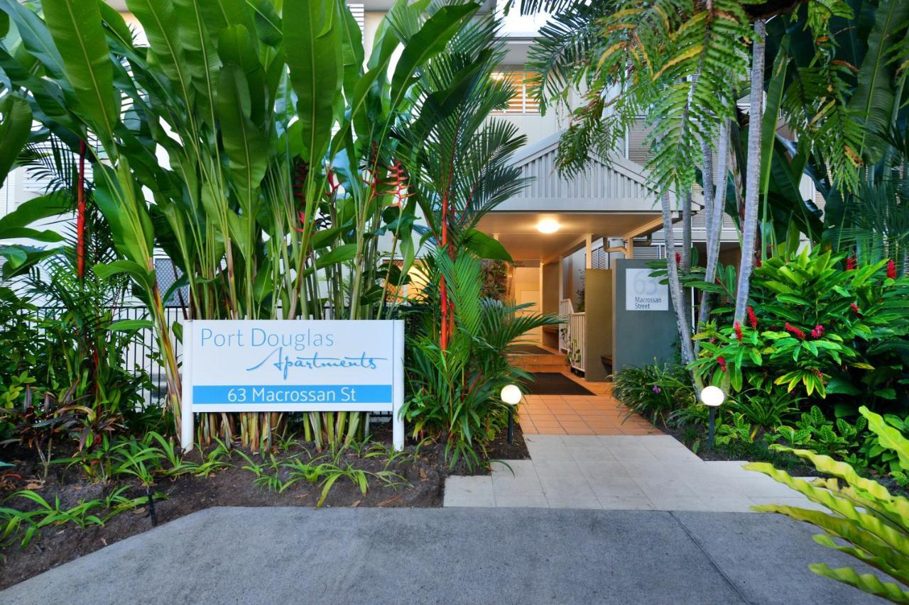 Port Douglas Apartments - Adults Only Oasis Kültér fotó