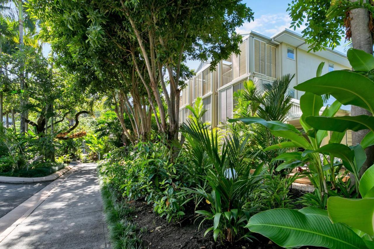 Port Douglas Apartments - Adults Only Oasis Kültér fotó
