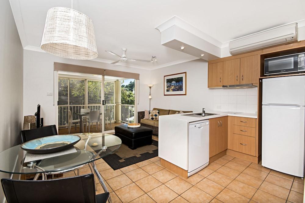 Port Douglas Apartments - Adults Only Oasis Kültér fotó