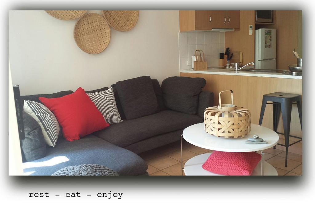 Port Douglas Apartments - Adults Only Oasis Kültér fotó