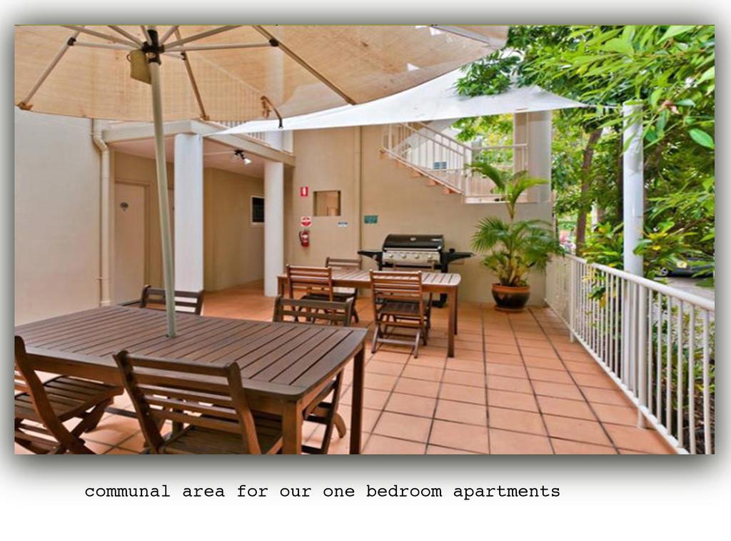 Port Douglas Apartments - Adults Only Oasis Kültér fotó